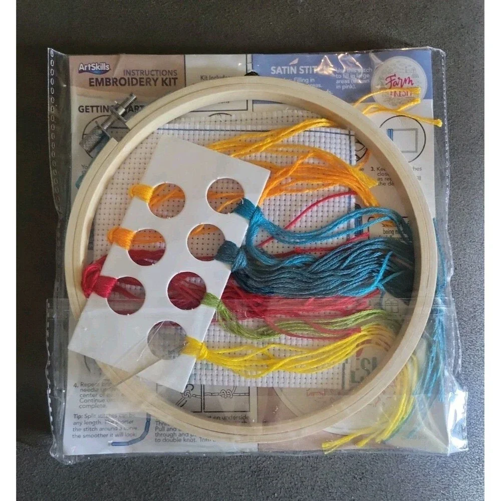 Art Skills Crafter's Closet 'Farm Fresh' Rustic Embroidery Kit 6 in Hoop *NEW*